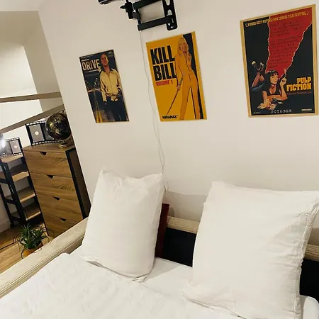 Apartamento Cineloft Gare, Cinema, Ps5, Air Conditioning, Massage, Netflix, Prime Video